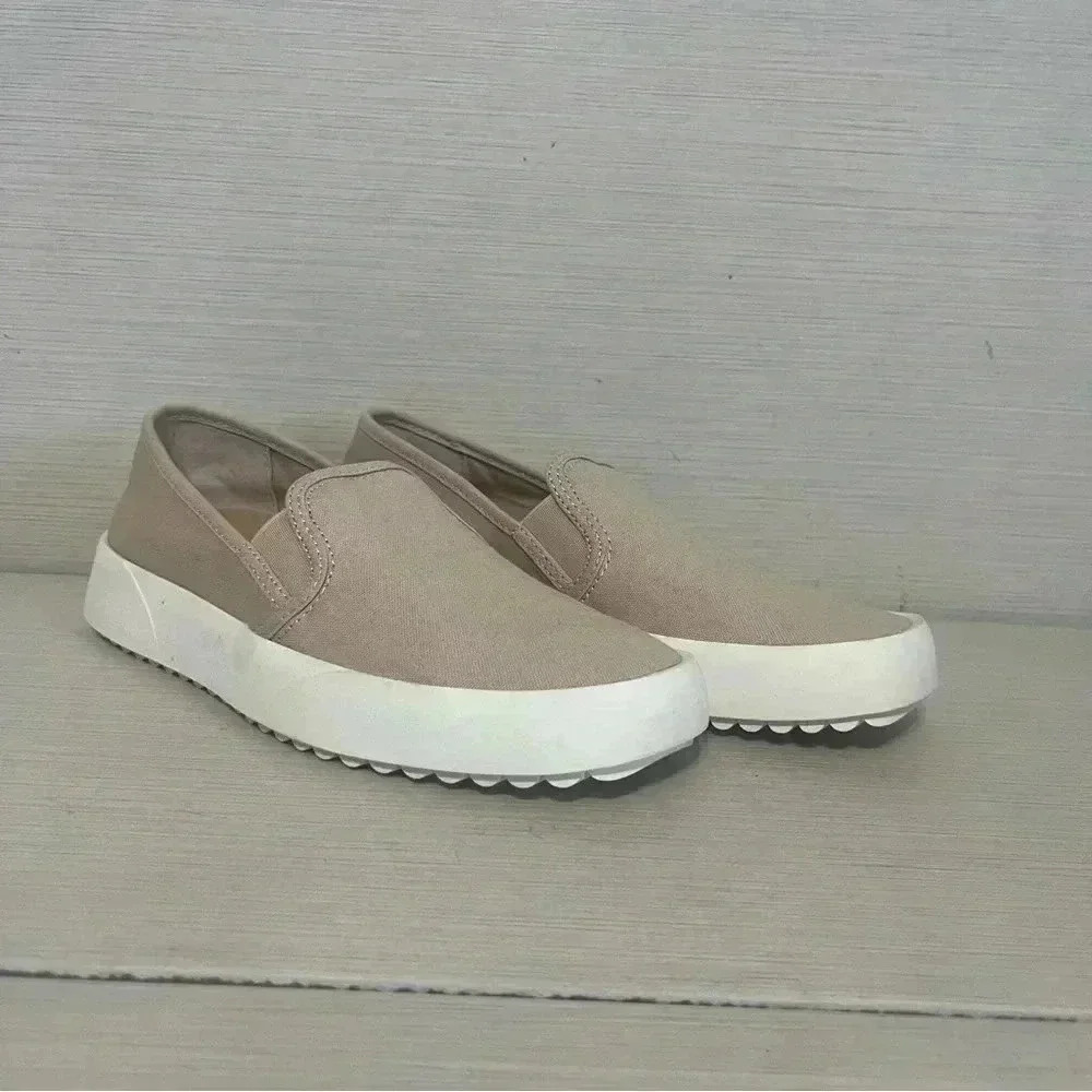 Lucky Brand Womens Gimmony Slip On Sneaker 8.5 Casual Comfort Canvas Tan - Picture 4 of 10